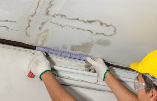 Trusted Burst Pipe Water Damage service in Two Rivers, WI - Aqua Guard Water Damage